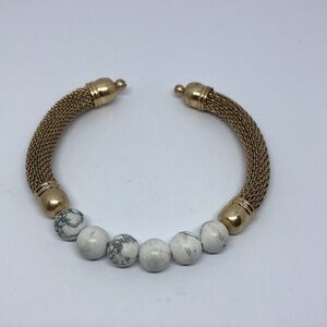 Vintage gold tone mesh cuff bracelet with howlite stones